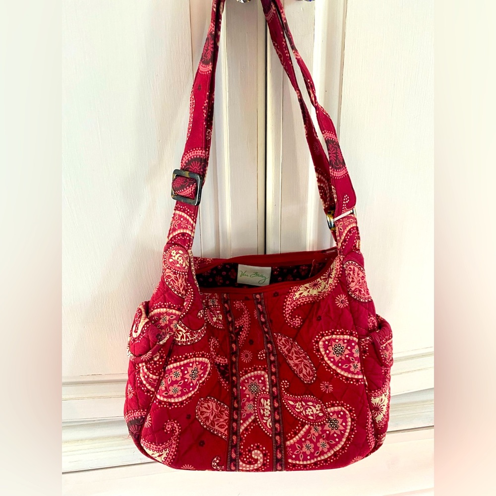 Vera Bradley red pink paisley purse